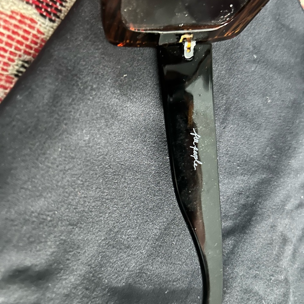 Multi brown tone color sunglasses - Picture 3 of 3